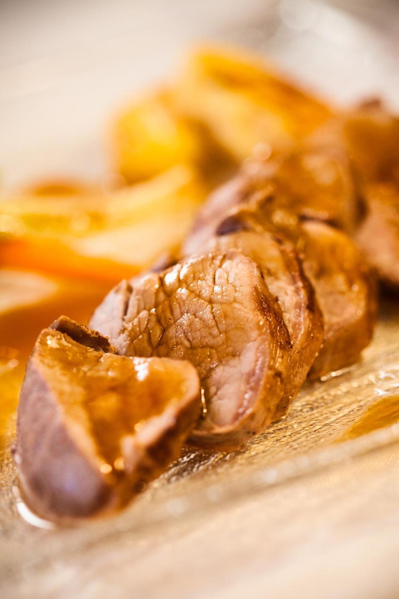 Logis Hotel & Restaurant Arcombelle 몽티그니레로아 외부 사진