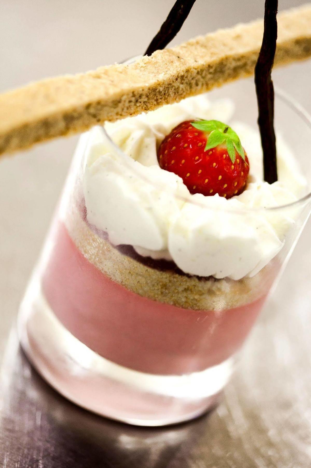 Logis Hotel & Restaurant Arcombelle 몽티그니레로아 외부 사진